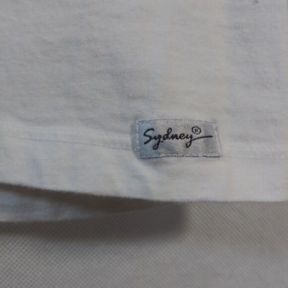 Sydney White Red Sonrie Cada Ria Short Sleeve Crew Neck Size Small - Picture 5 of 8